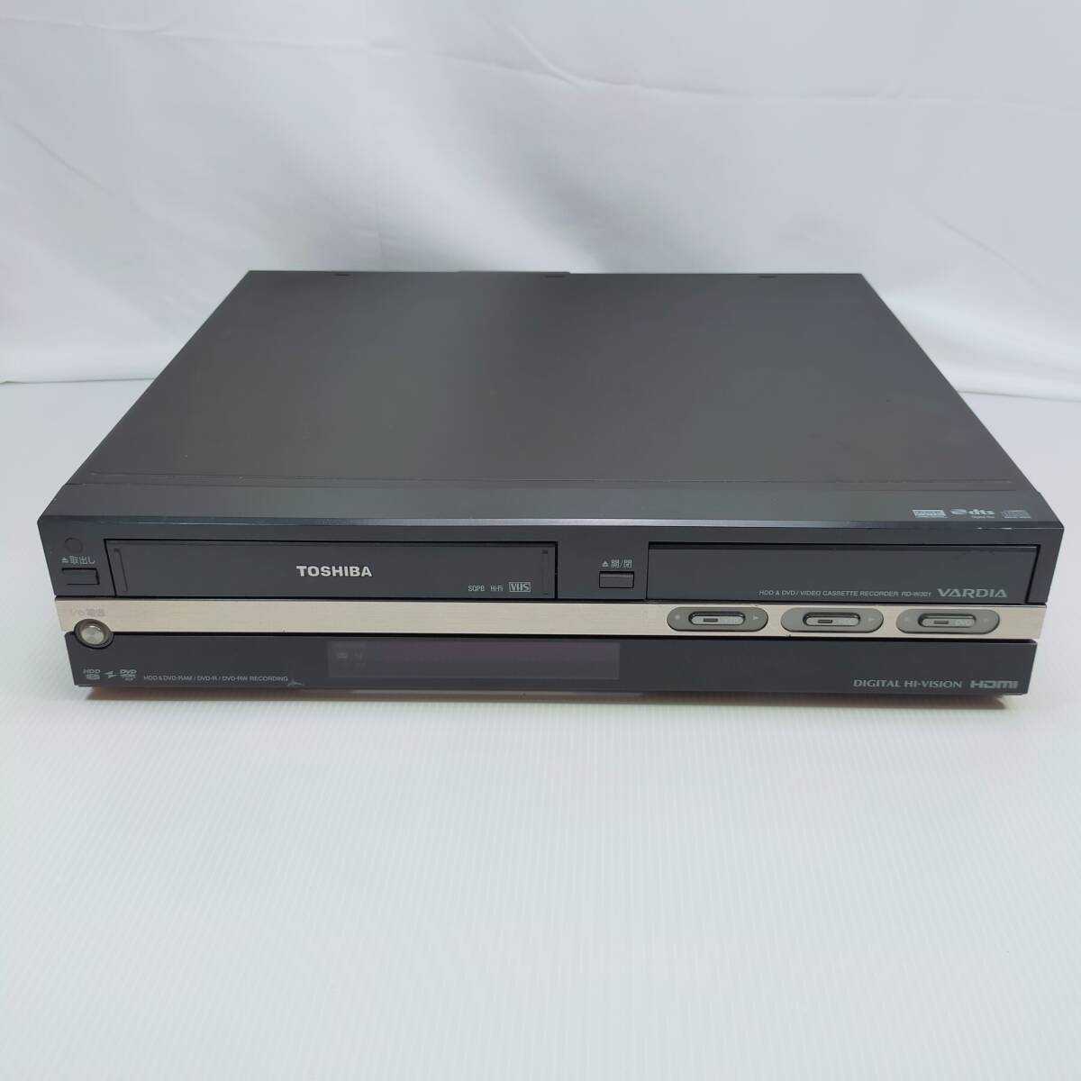 TOSHIBA 東芝 HDD VHS DVD レコーダー VARDIA RD-W301  ジャンクの画像1