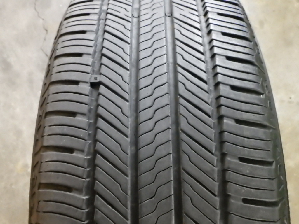 ya33)激安!希少品?★スバル純正★アウトバックなど★２２５/６０Ｒ１８_画像6