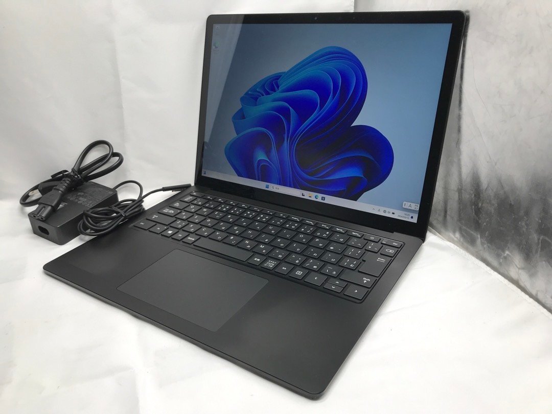 【Microsoft】Surface Laptop4 1951 Core i5-1145G7 メモリ16GB SSD256GB NVMe WI-FI タッチパネル Windows11Pro 13.5インチ 中古ノートPC_画像1