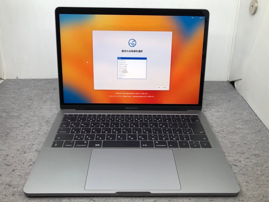 【Apple】MacBook Pro 13inch 2017 Two Thunderbolt 3 ports A1708 Corei7-7660U 16GB SSD512GB NVMe WEBカメラ OS13 中古Macの画像1