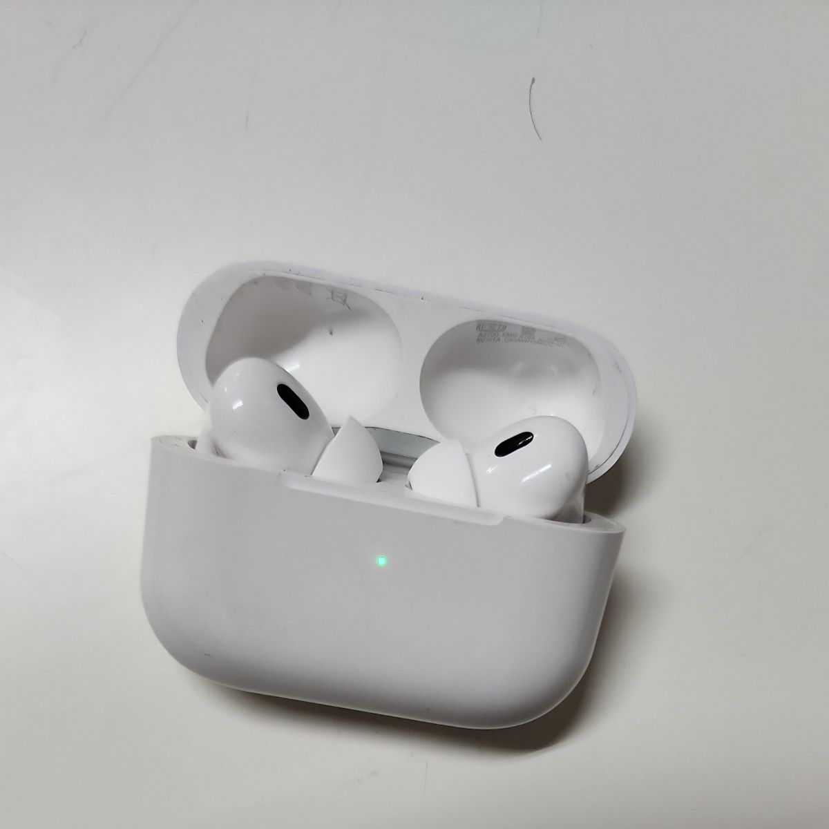 apple Airpods pro2 純正　ジャンク？