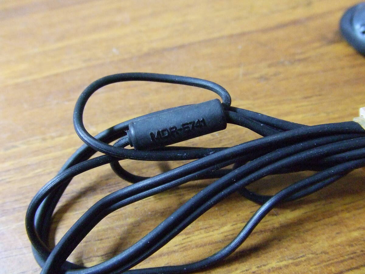 h466 SONY ステレオ マイクロプラグ ショートコード イヤホン h466 SONY ステレオ マイクロプラグ ショートコード イヤホン