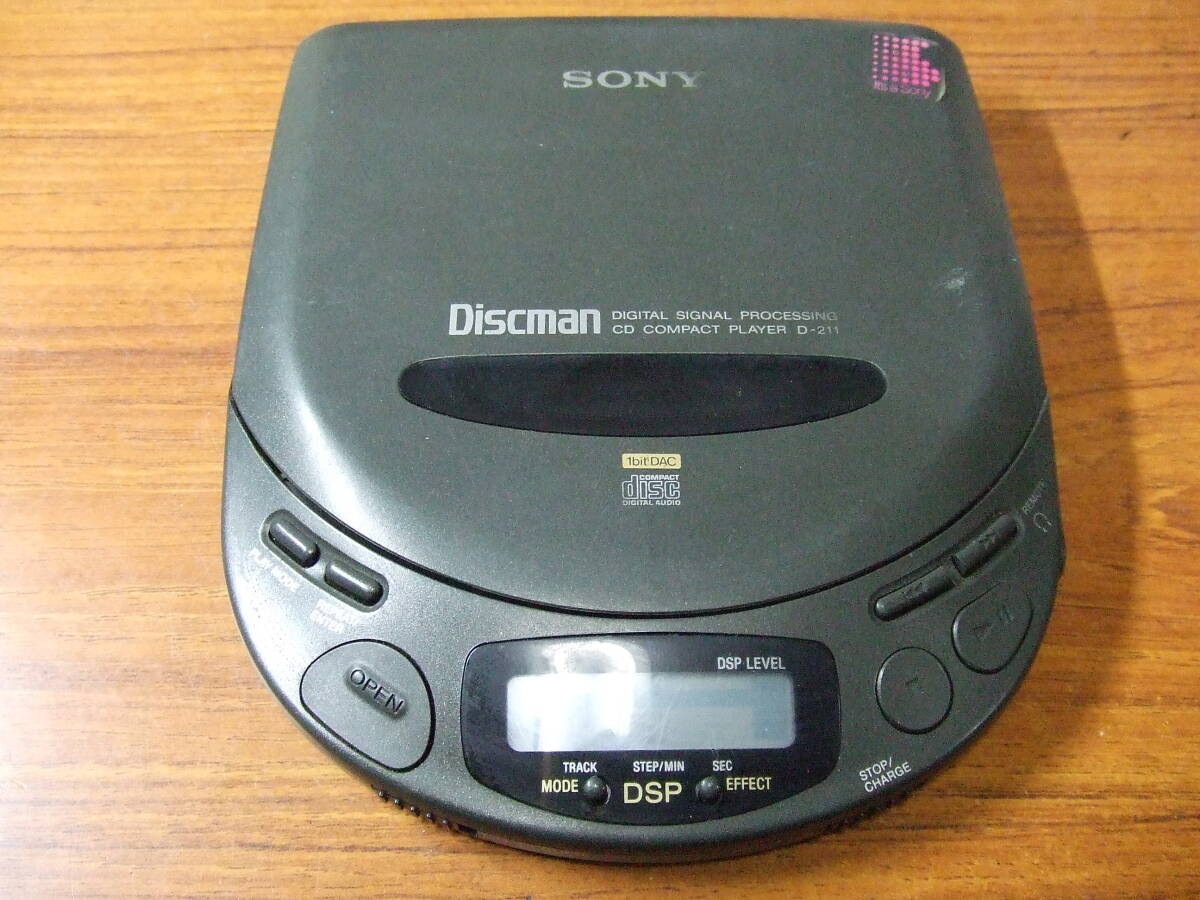 h519 Sony /SONY Discman D-211 CD плеер * диск man б/у корпус Junk 