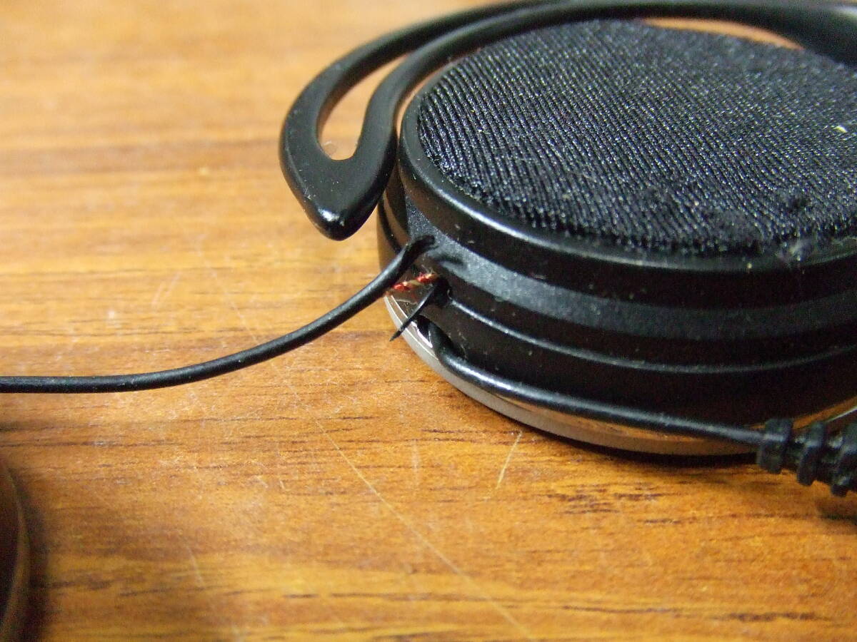 h598　オーディオテクニカ　audio-technica EAR-FIT HEADPHONES ATH-EQ700　ヘッドホン　中古_画像8