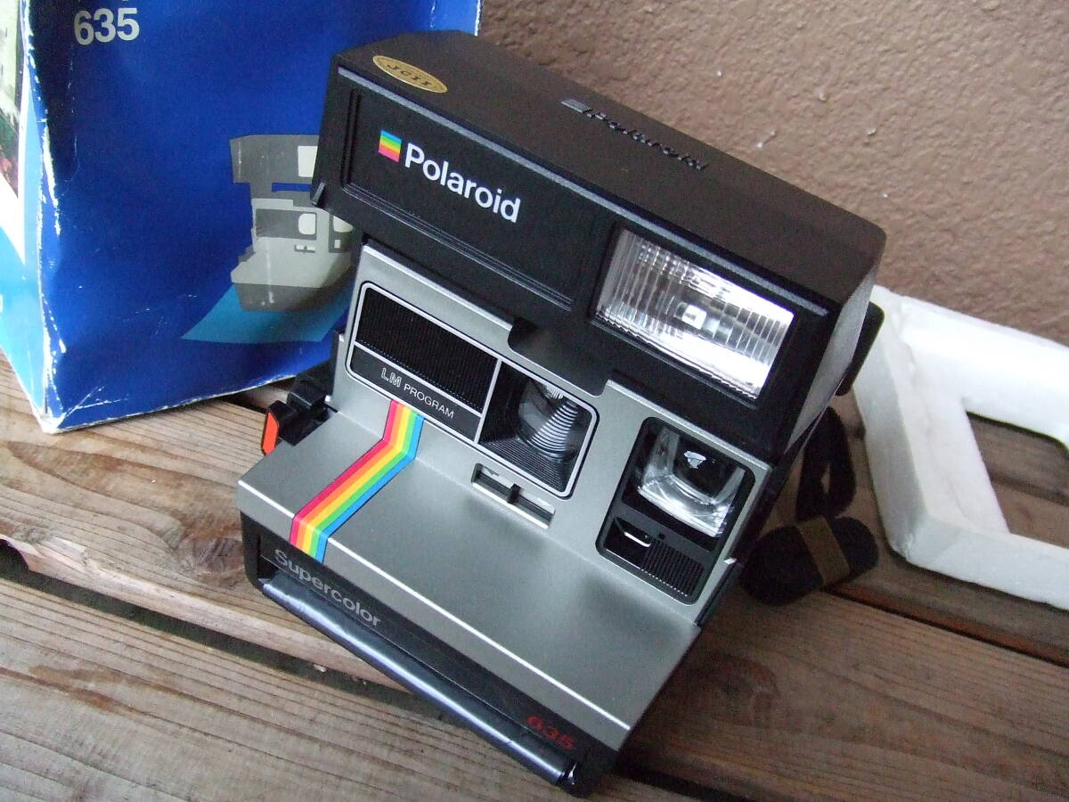 h897 POLAROID SUPERCOLOR 635 ポラロイド インスタントカメラ 中古 未確認 現状品の画像6