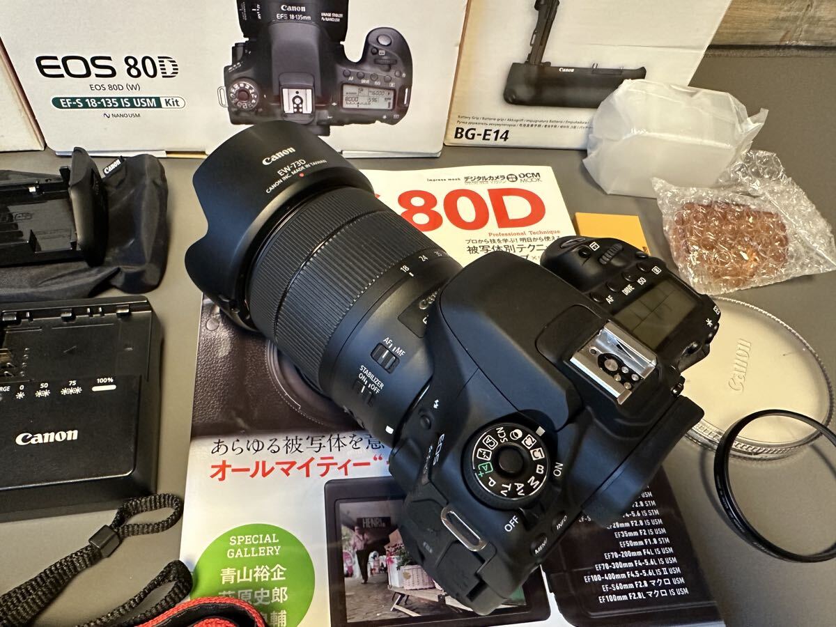 Canon EOS 80d EF-S 18-135 IS USM キャノン カメラ 美品 430EX Ⅲ-RT BG-E14 ZOOM PZ-E1 セット ボディ レンズキット の画像6