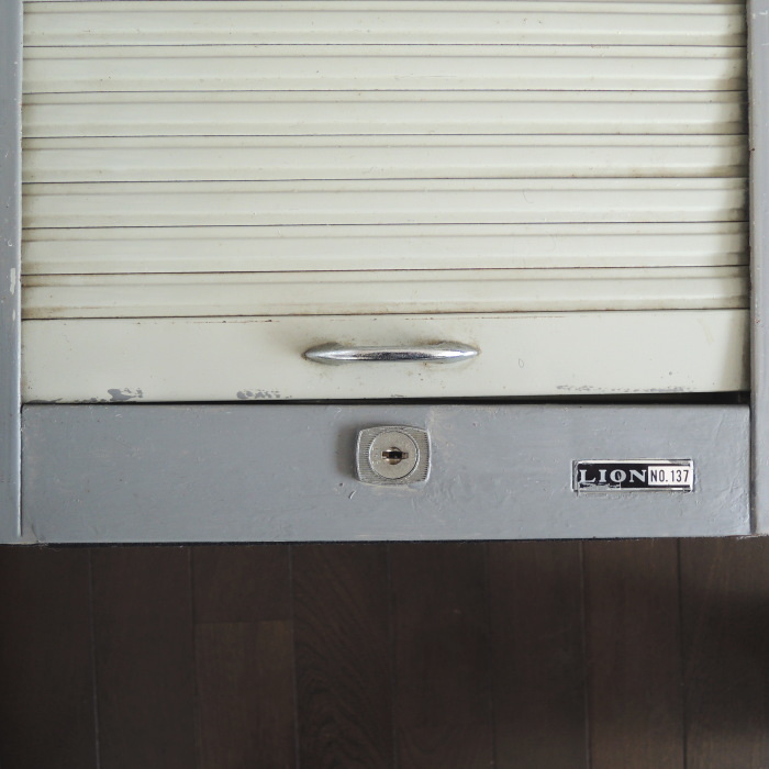  steel letter case LION.. shutter document case 7 step Vintage in dust real Showa Retro 