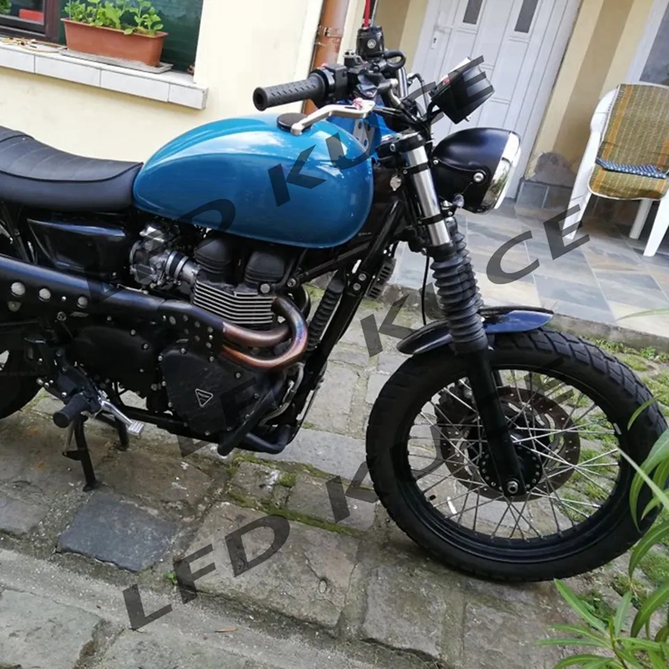 TRIUMPH トライアンフ フロント ショート タイプ フェンダー グロスブラック ボンネビル T100 スクランブラー スラクストン_画像4