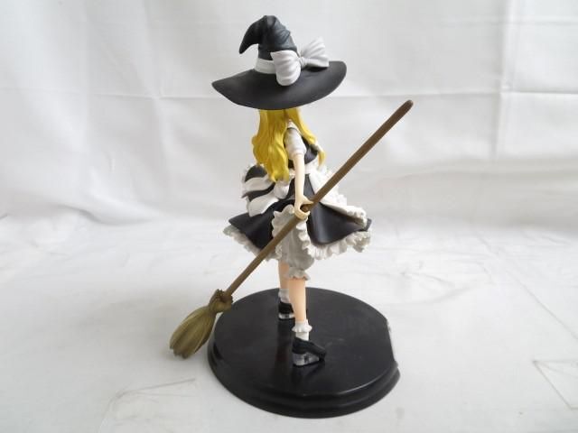 【中古品 同梱可】 フィギュア 東方プロジェクト 普通の魔法使い 霧雨魔理沙 1/8 PVC製塗装済み完成品 グリフォンエ_画像6