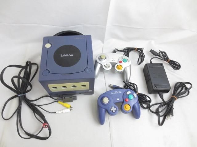 [ including in a package possible ] junk game Game Cube body DOL-001 biore do Game Boy player peripherals etc. g