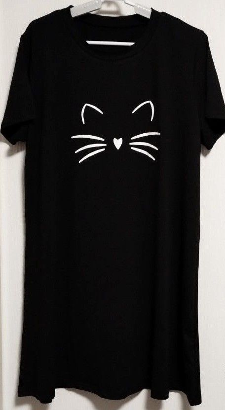 半袖 Tシャツ　ワンピース　Tシャツワンピ ロングワンピース　猫　プリント　猫フェイス　クルーネック　薄手　 速乾　ブラック　L　