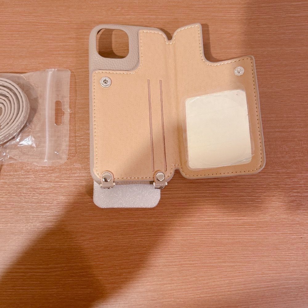 iPhone15　ケース　ショルダー　鏡付き　カードケース