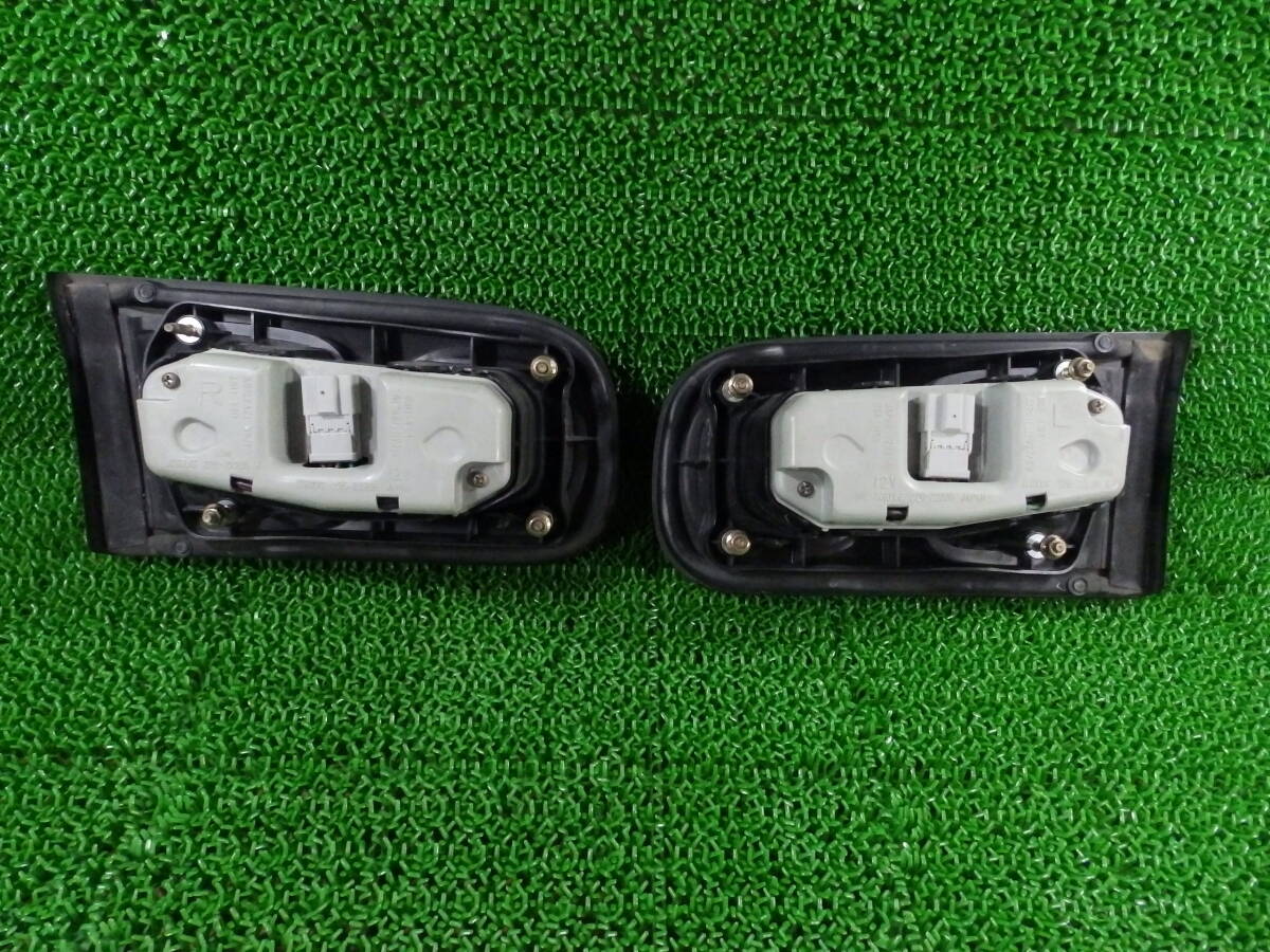 インテグラ DB6 DB7 DB8 テールライト 内側 テールランプ 左右セット KOITO 226-22235の画像4