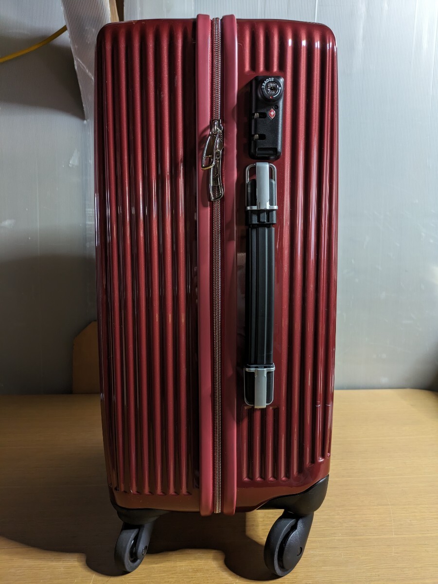 H0308.3 AERO LIGHT エアロライト スーツケース 中古 キャリーケース 旅行バッグ トランク メタリックレッド 幅43cm×高さ62cm 厚み24cmの画像3