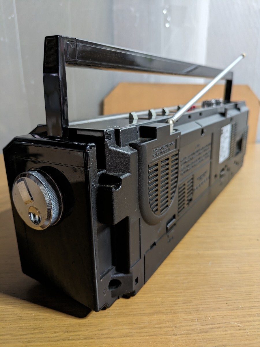 H0320.4 東芝 TOSHIBA SUGAR RT-SW6 ラジカセ ラジオカセットレコーダー ブラック 中古品 昭和レトロ ダブルラジカセ の画像4