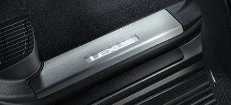レクサス純正部品!!LX570スカッフイルミネーション (リヤ)