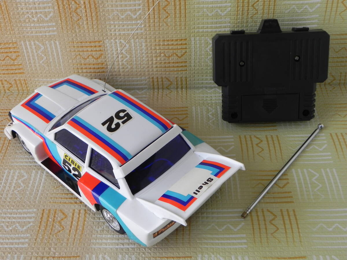 RADCON RADIO CONTROLLED 1/18 BMW 320i RACING ホンコン製 ほぼ未使用? 長期保管品 中古 ジャンク_画像4