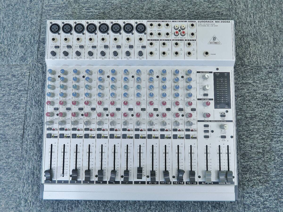 BEHRINGER/ Behringer MX2004A миксер (318 EURORACK