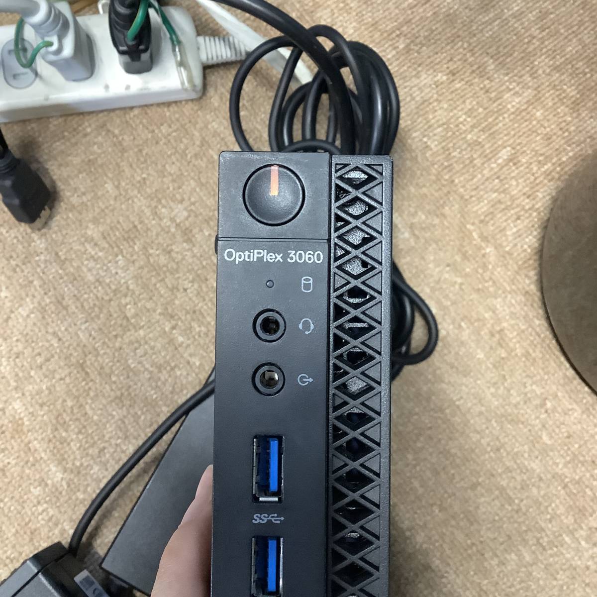 K60323202 DELL OptiPlex 3060 Micro 1点【通電OK、本体のみ、AC欠品、複数出品9】_画像6