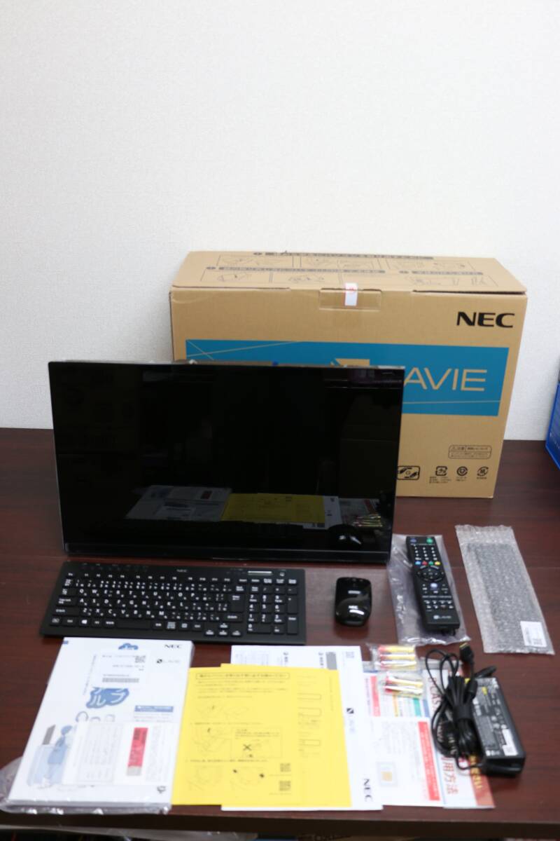 展示美品保証　NEC PC-A2377CAB　23.8型/Core i7-10510U/8GB/SSD 1TB/Windows 11/Office_画像1