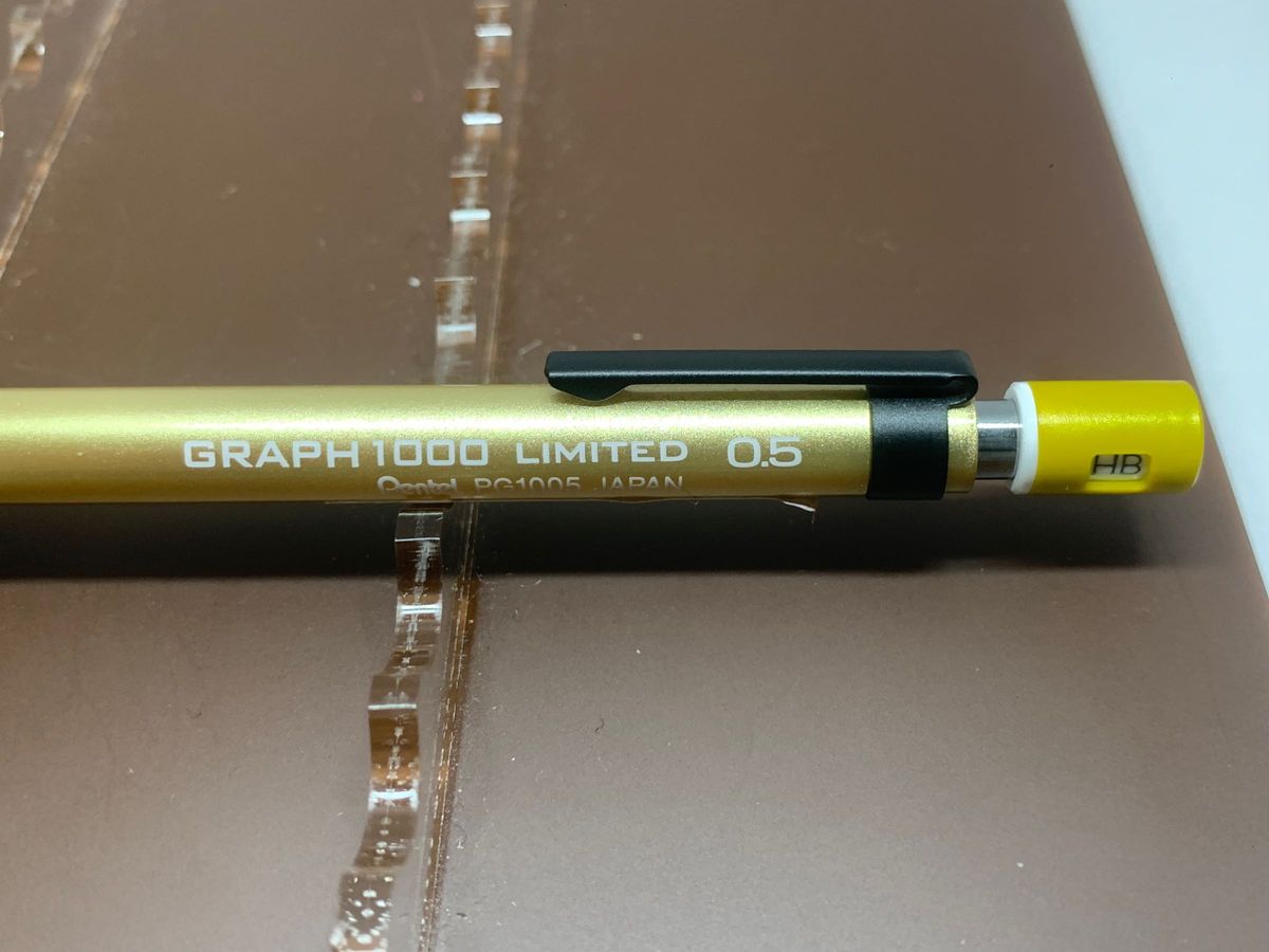 4I01 ぺんてる グラフ1000 LIMITED ゴールド軸 0.5mm