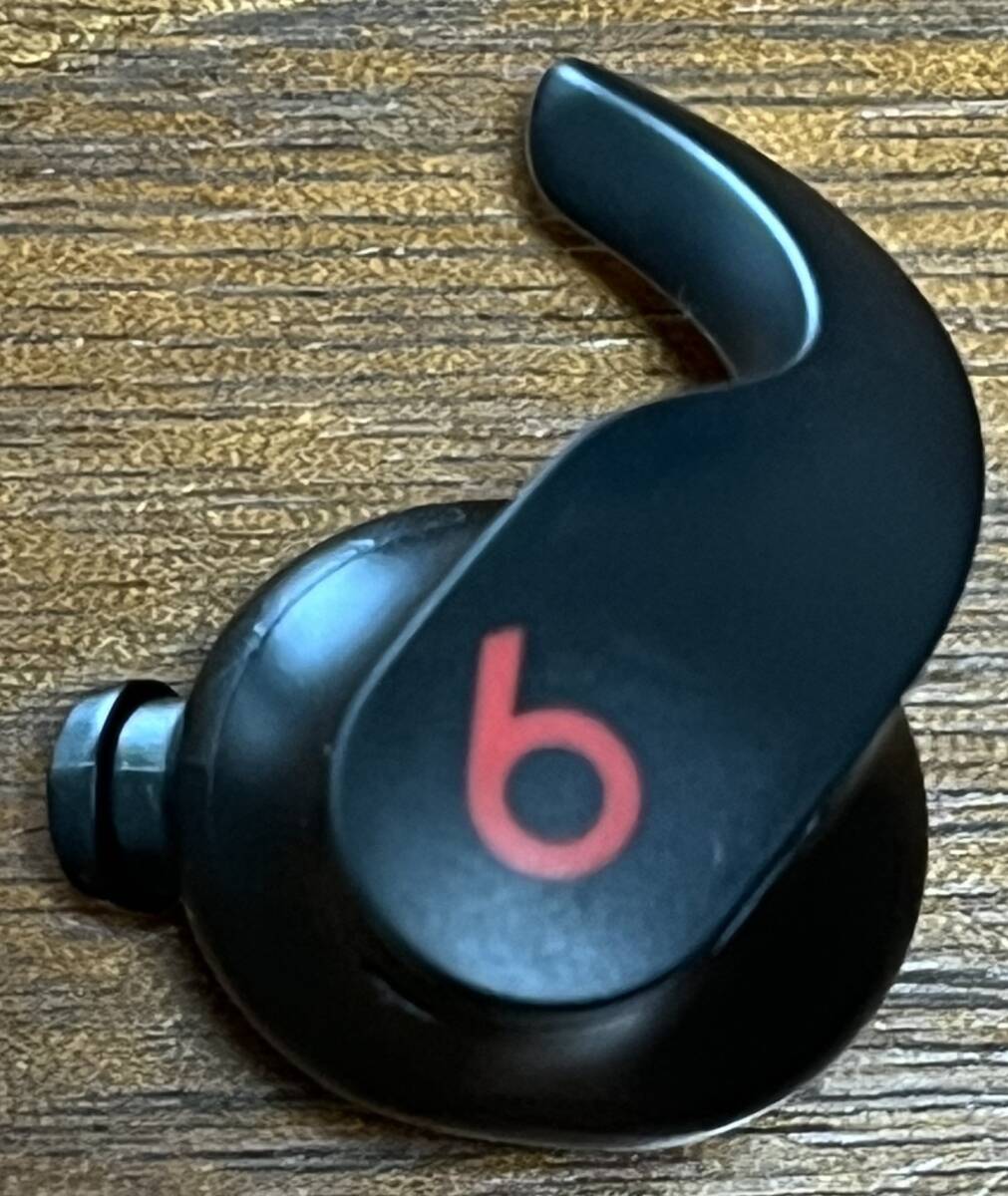 中古 Beats Fit Pro 左 L イヤホンのみ ワイヤレスイヤホン 片耳 L ノイズキャンセリング 外音取込 動作確認済 送料無料_画像1