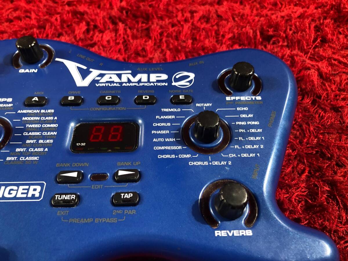 アンプシュミレーター モデリングアンプ ベリンガー V-AMP Ver.2 ブルー 楽器 アートアンドビーツ 動作未確認 ジャンク扱い_画像3