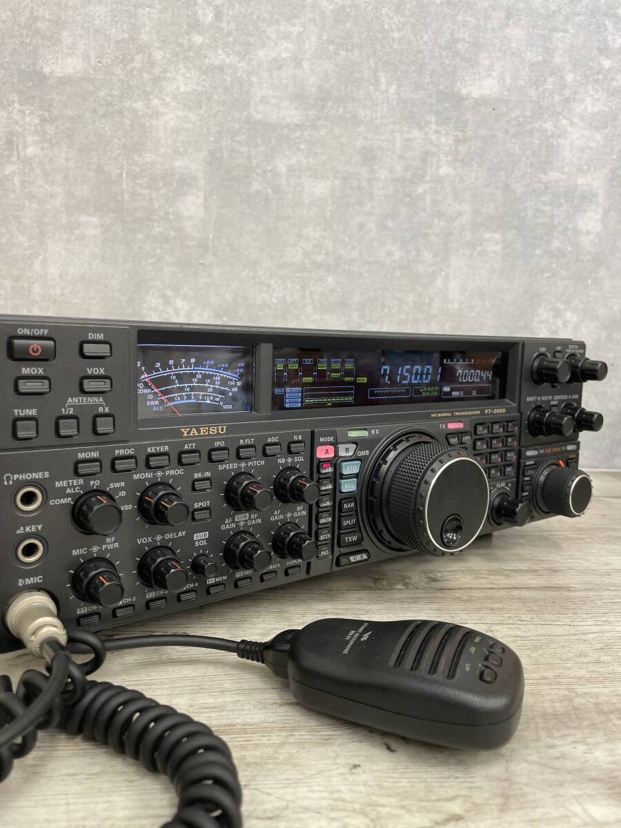 YAESU FT-2000 100W HF/50MHz TRANSCEIVER の画像3