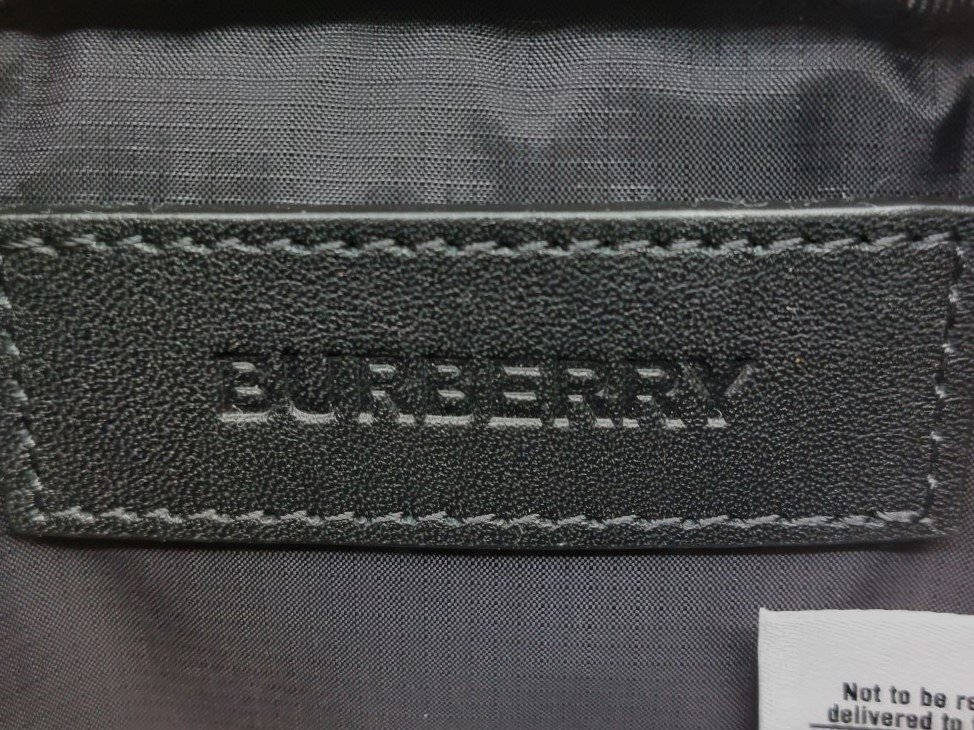 未使用品！BURBERRY【バーバリー】8021091 キャノン ミニ クロスボディバッグ/ベルトバッグ （4468）の画像9