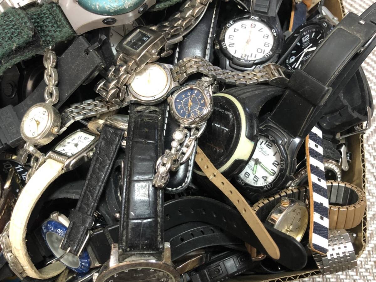 ジャンク 腕時計 250本以上 SEIKO CITIZEN CASIO セイコー シチズン カシオ ブランド まとめ売り 大量 まとめて 動作未確認品 ①_画像5