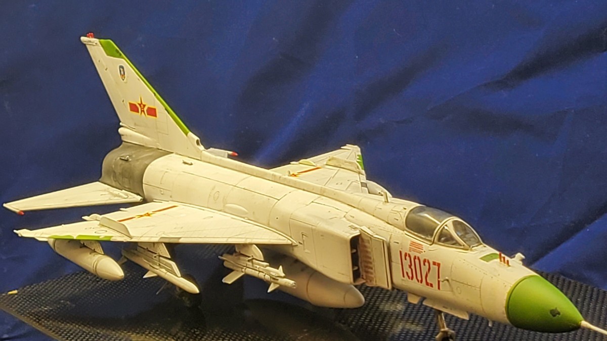 完成品トランペッター　1/48　J8B　　フィンバック　中国空軍_画像1