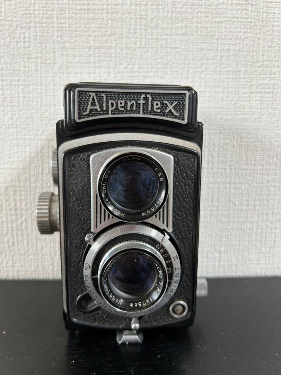 24031604 Alpenflex 二眼レフカメラ アルペンフレックス 二眼カメラ カメラ レトロ 動作未確認 ジャンクの画像1