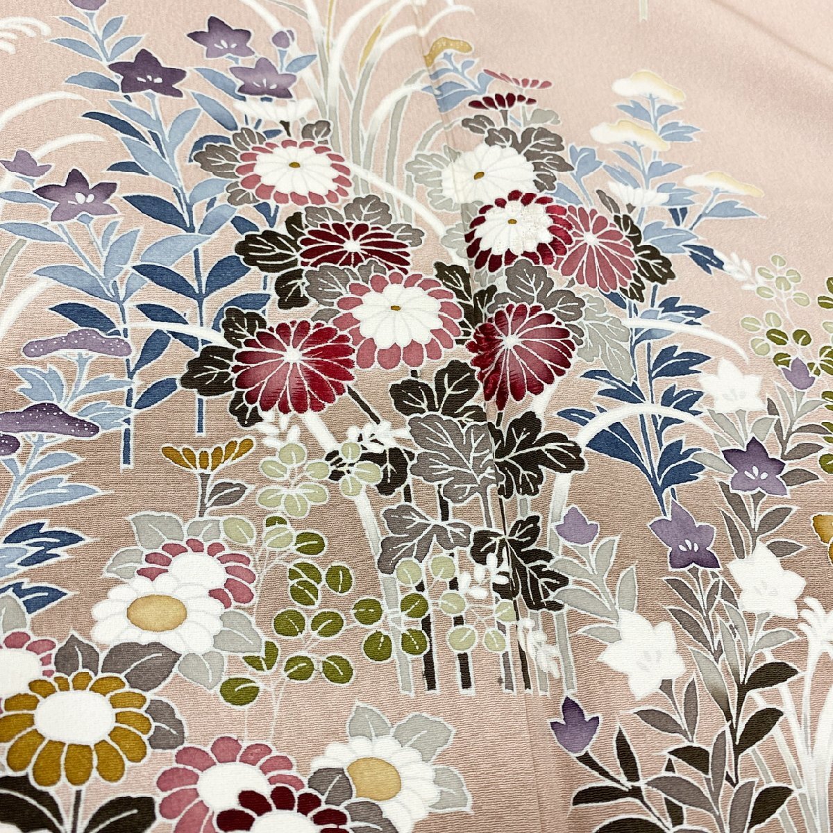 着物月花　作家物　友禅　刺繍　品のある花　訪問着　未使用品　正絹　共八掛　一つ紋　ki1024_画像9