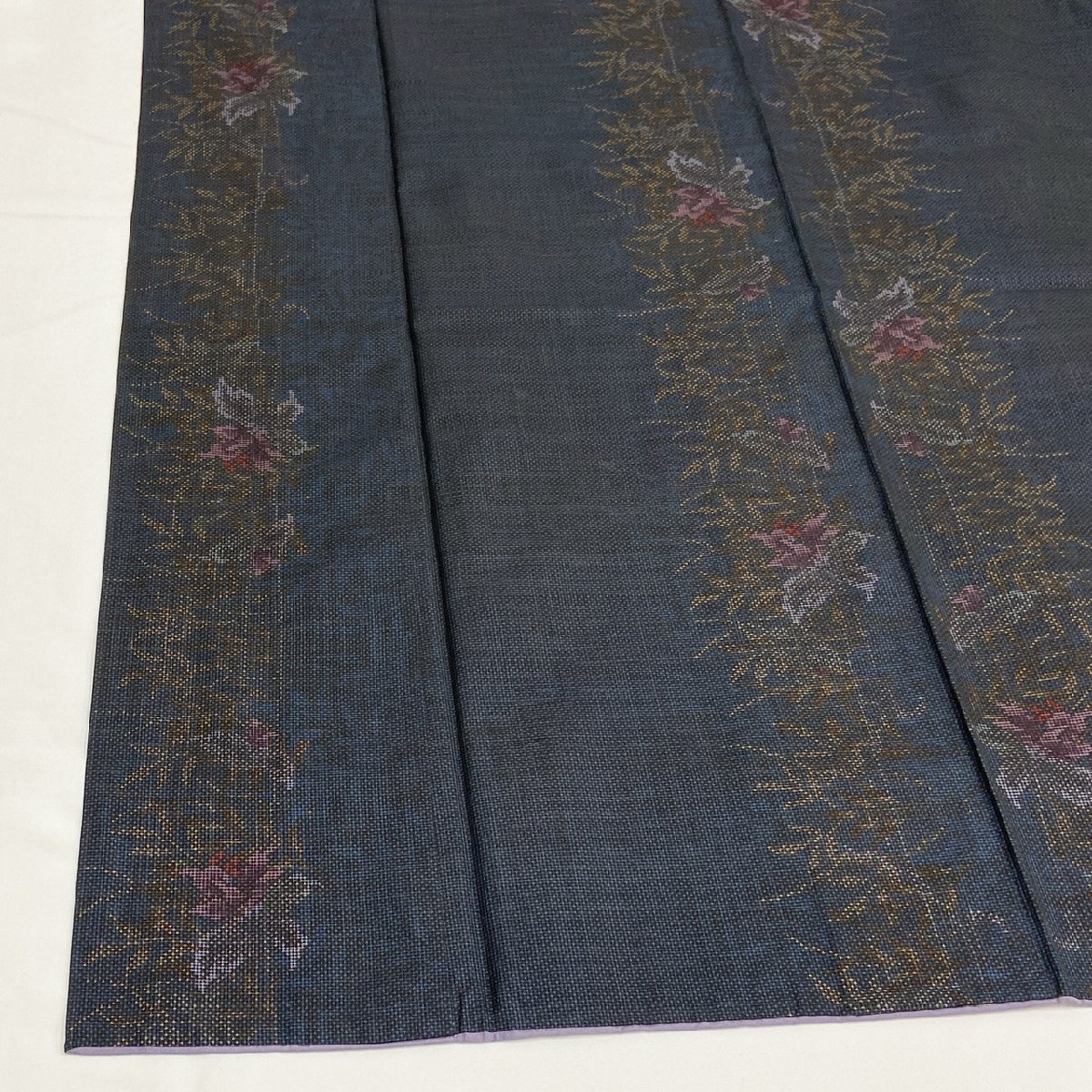 着物月花 一元式 ５マルキ 品のある花 本場大島紬 正絹 伝統工芸品 ki1154の画像2