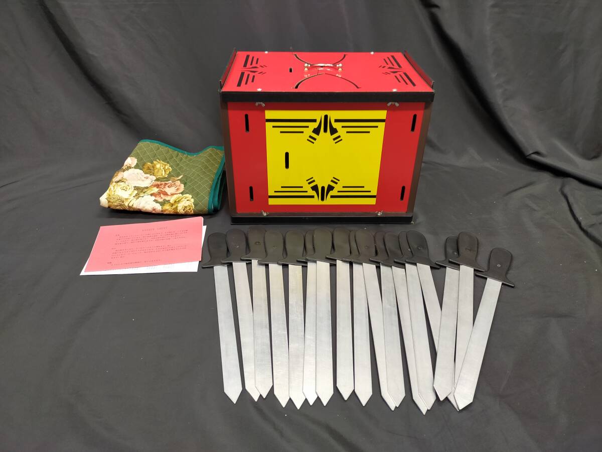 Yahoo!オークション - 【G125】ヘッドレスクイーン DAGGER CHEST Yahoo!オークション - 【G125】ヘッドレスクイーン DAGGER CHEST