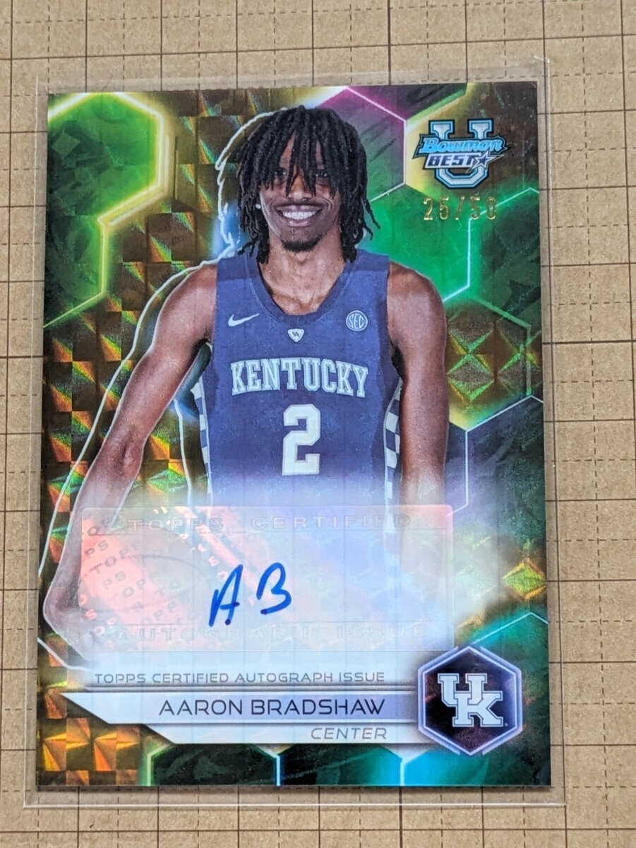 アーロン・ブラッドショー【2023-24 TOPPS BOWMAN UNIVERSITY BEST BASKETBALL】B23-AB 2023年ベスト 直筆サイン ゴールドリフラクター#/50の画像1