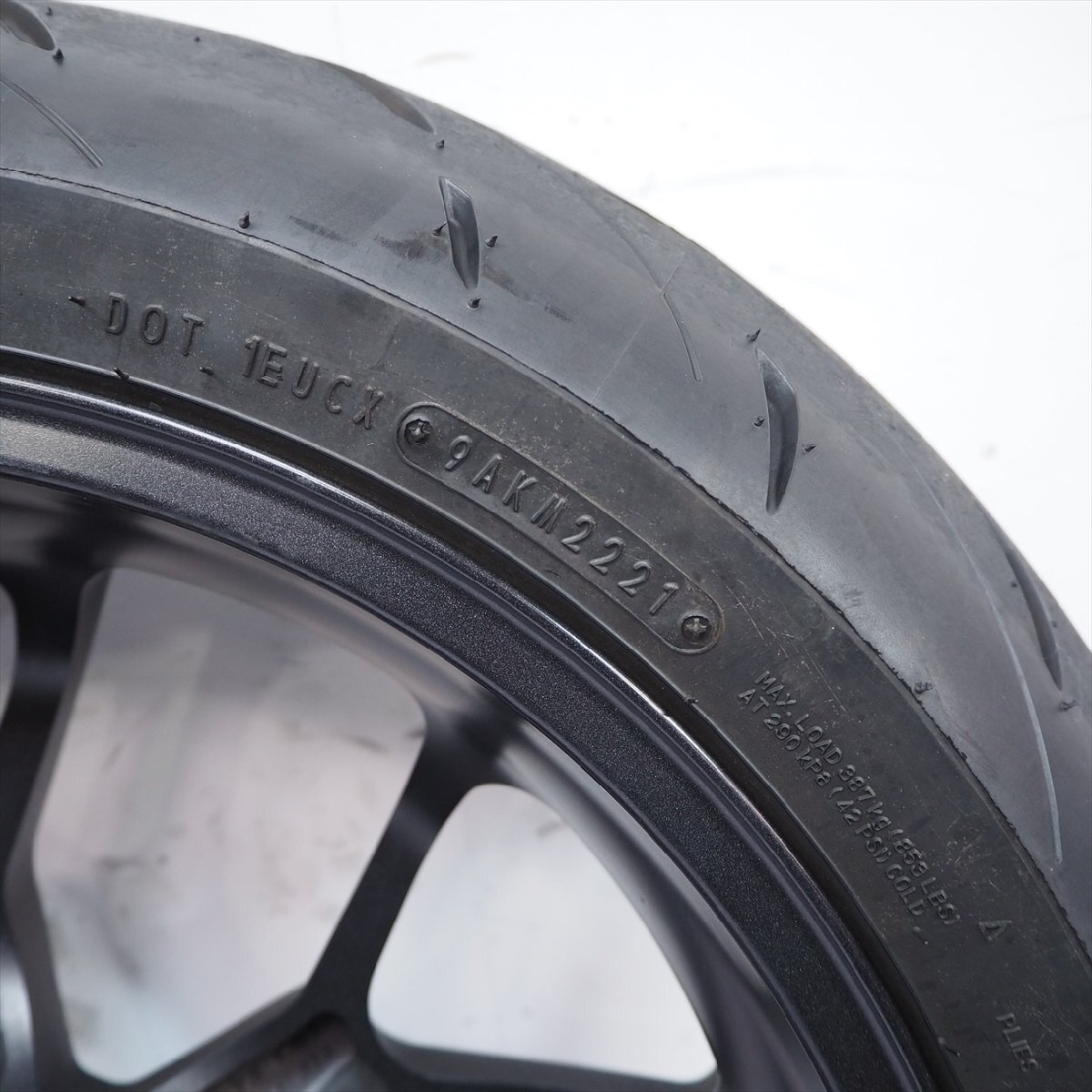 Yahoo!オークション - CB1000R SC80-1000 18年外し純正リア Yahoo!オークション - CB1000R SC80-1000 18年外し純正リア