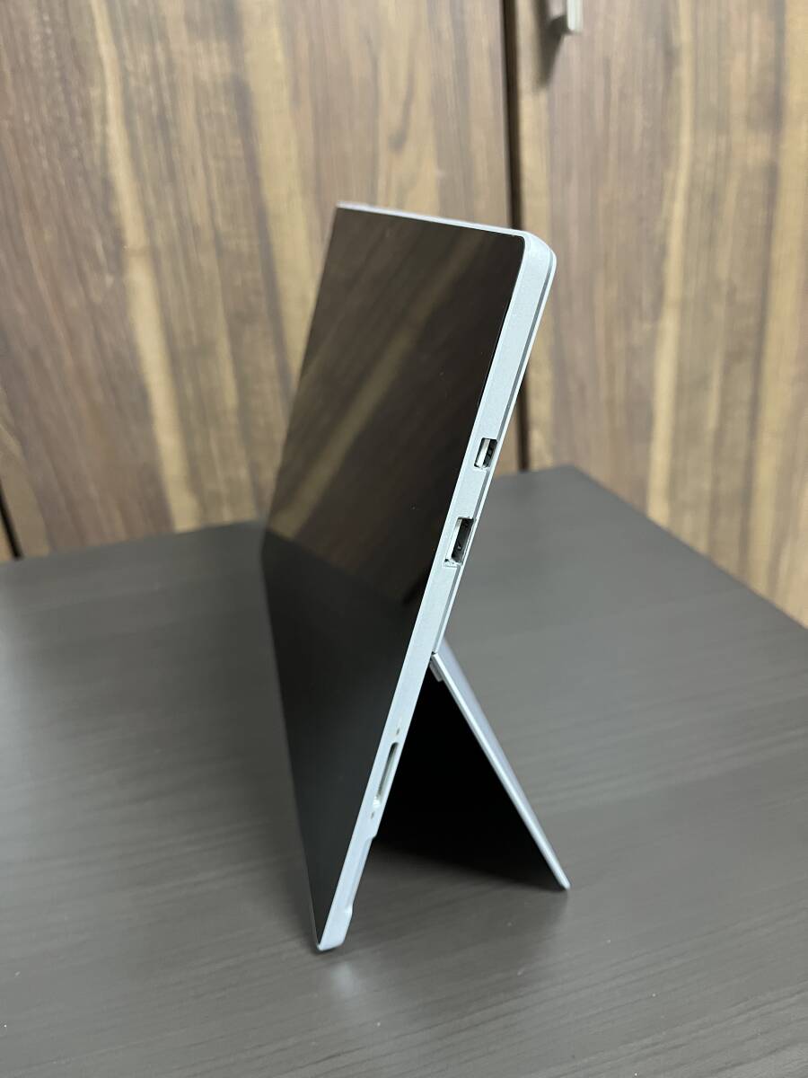 [ beautiful goods ] Surface Pro 5 LTE Advanced GWP-00009 SIM free (i5-7300U / 4GB / 128GB SSD / Win10Pro) height resolution 2736x1824