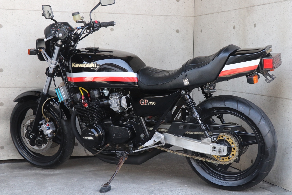 横浜～ Kawasaki 旧車 Ｚ750ＧＰ国内 昭和57年式 17インチカスタム ニューペイント 綺麗 好調の画像2