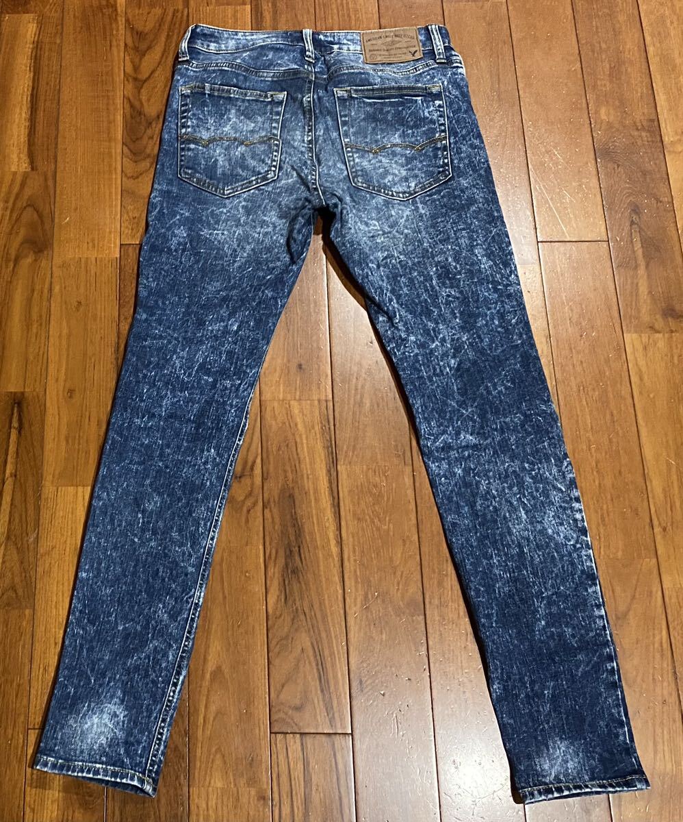 ■AMERICAN EAGLE OUTFITTERS■アメリカンイーグルのストレッチスキニーデニム(ジーンズ)■W29_画像2