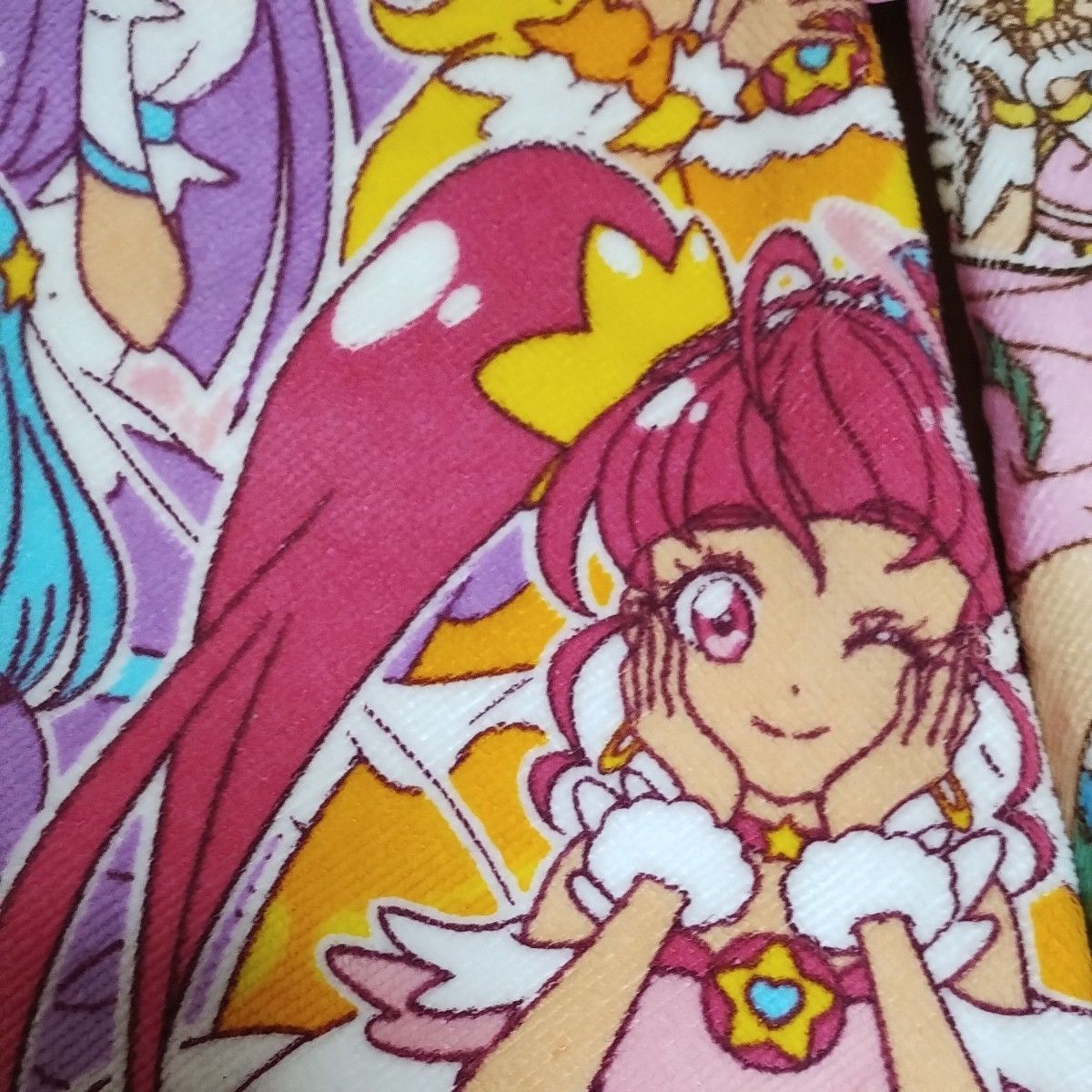 新品　プリキュア　ループ付きハンドタオル