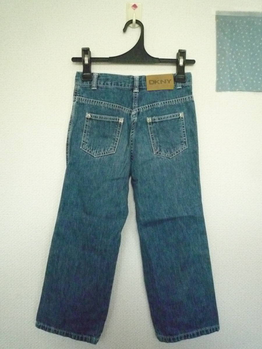 ★DKNY ...  детский   немного  тонкий  Denim   джинсы    размер  ４