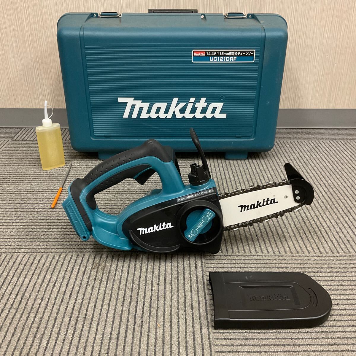 営YY63-120A makita マキタ 14.4V 115㎜ 充電式チェンソー UC121D RF 電動工具 バッテリー無し　新品未使用_画像1