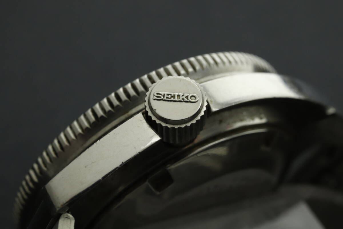 LVSP6-3-24 7T035-17 SEIKO セイコー 腕時計 6105-8000 セカンドダイバー デイト 自動巻き 約95g メンズ シルバー 動作品 中古_画像4