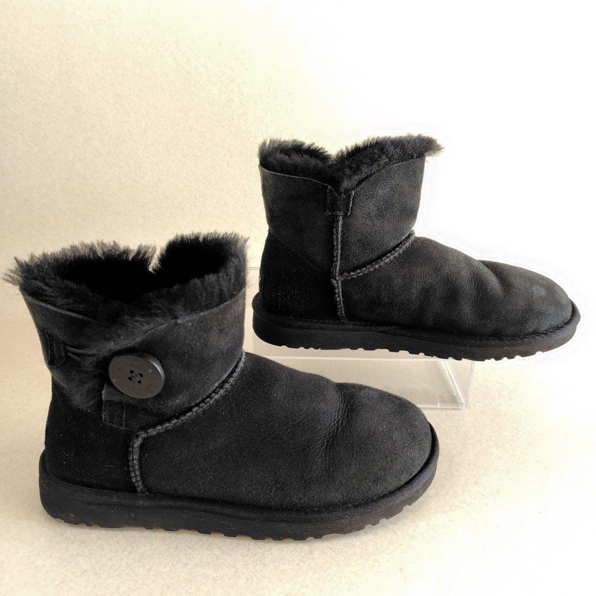 UGG アグ ショートブーツ 23cm ムートン ベイリーボタン ブラック