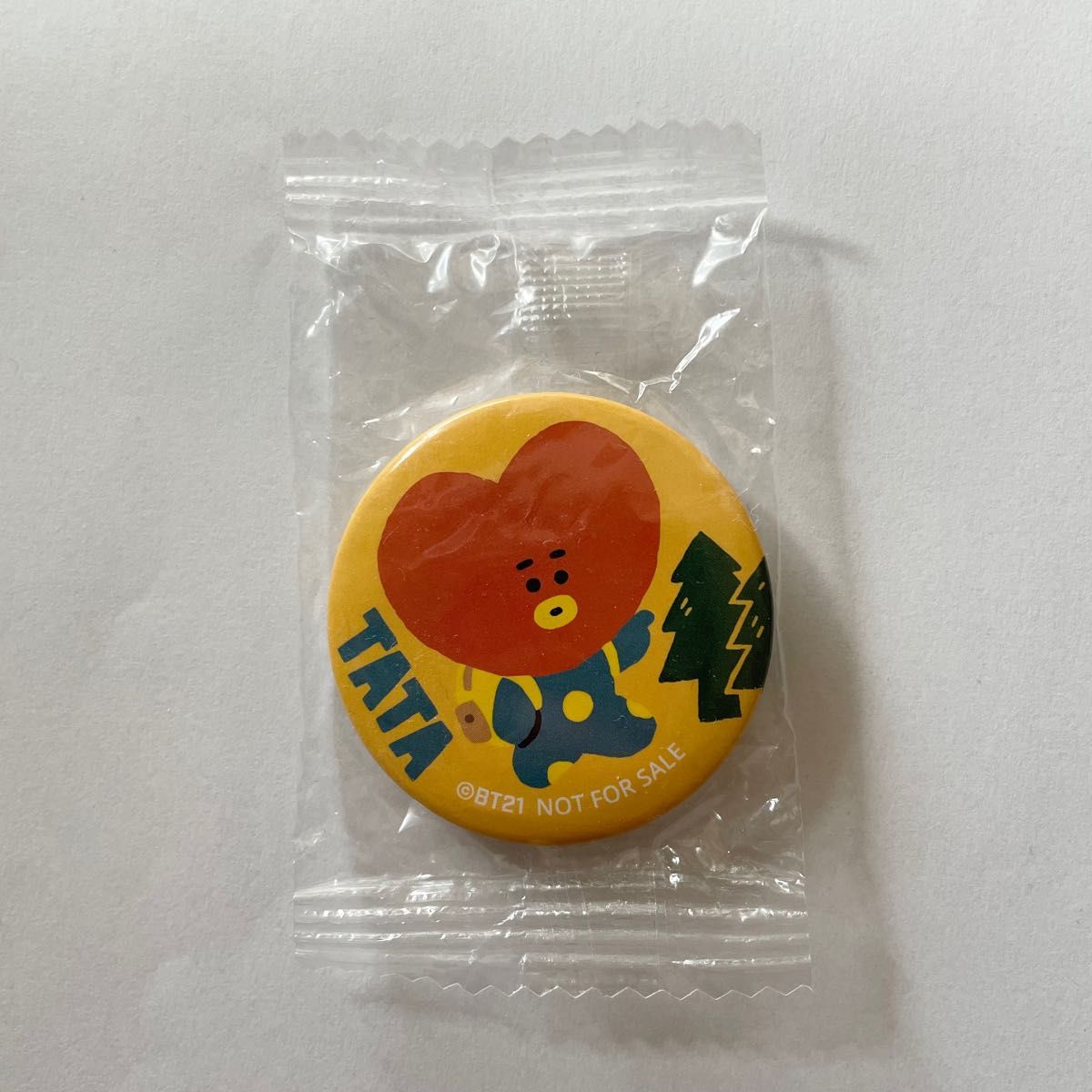 BT21 TATA 缶バッジ V テテ テヒョン BTS バンタン 防弾少年団 ARMY 推しグッズ 推し活 グッズ バッジ