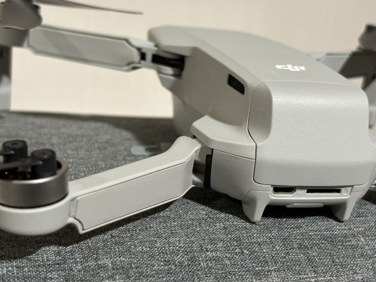 リモートID免除機体のみ 【未飛行 美品 】国内正規品 DJI MAVIC MINI マビック ミニ DIPS登録済 譲渡可　技適マーク有 コンパクトドローン_画像8