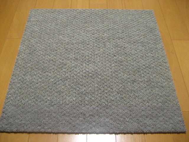 日本製防音タイルカーペット（１６枚）厚み１１ｍｍ（１４３７）在１４８枚・１枚２２０円～の画像1