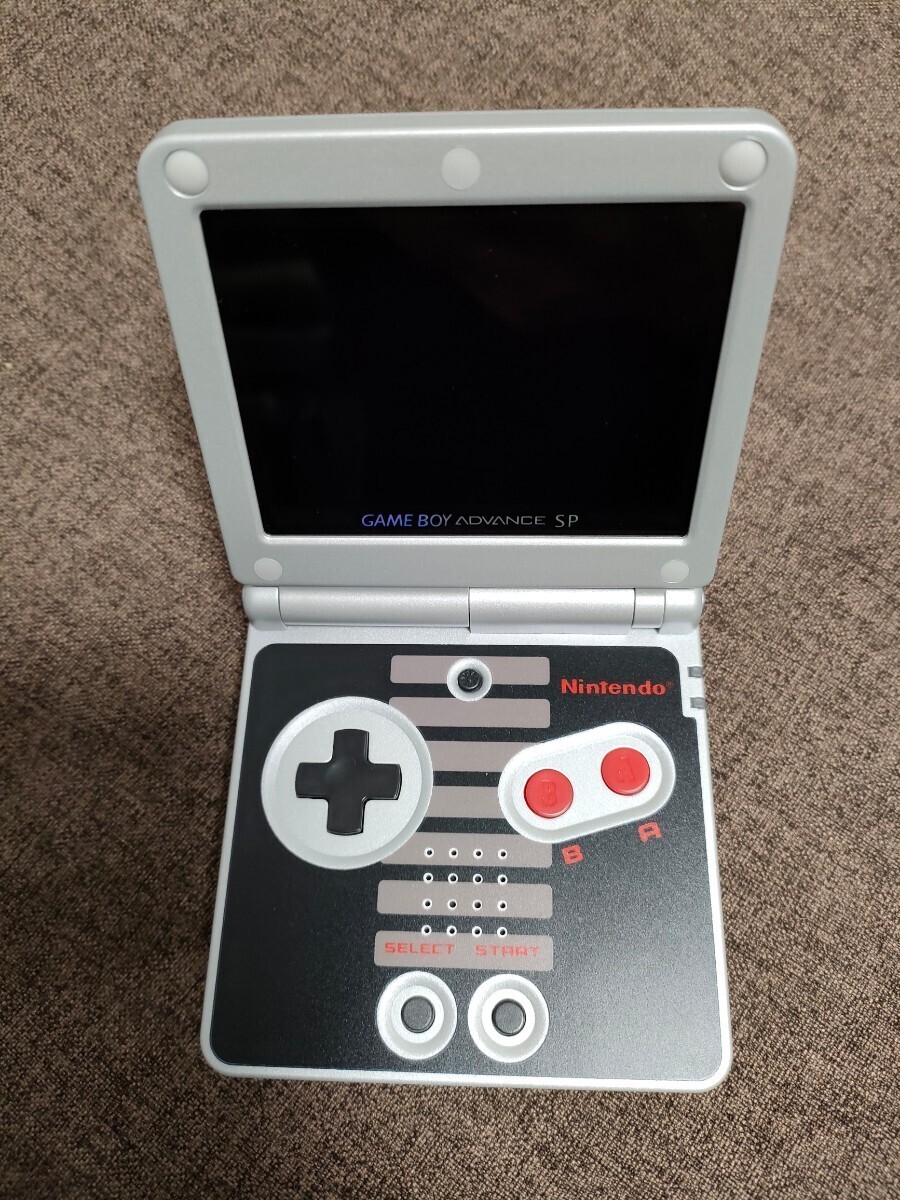 6630円 【IPS液晶】ゲームボーイアドバンスSP本体 NESカラー 6630円 【IPS液晶】ゲームボーイアドバンスSP本体 NESカラー