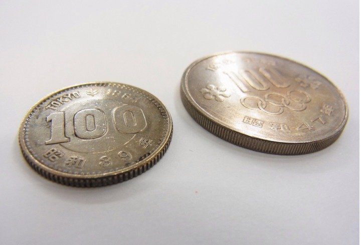 ■ 旧硬貨 100円 東京オリンピック昭和39年 /札幌オリンピック昭和47年 2枚セット ■ 通常保管品 の画像2